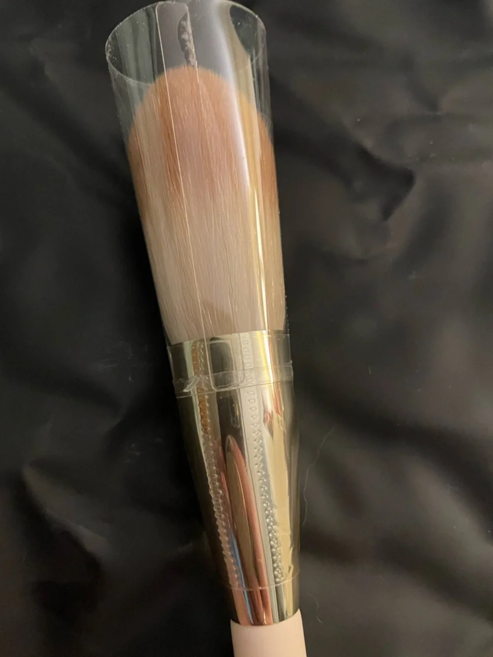 Rare Beauty Always an Optimist Powder Brush New in Box